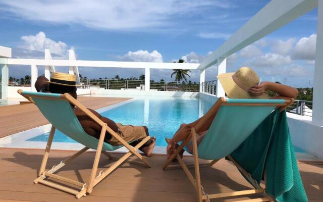 Ducassi Suites Beach Club & Spa ROOFTOP POOL