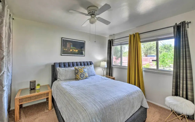 Vintage Las Vegas Oasis < 3 Mi to the Strip!