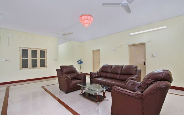 MSR Comforts by OYO Rooms