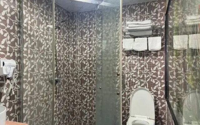 Qingzhu Jinyou Business Hotel (Shanghai Sheshan National Forest Park)