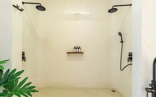 Villa Amara Suites 2 by Azure