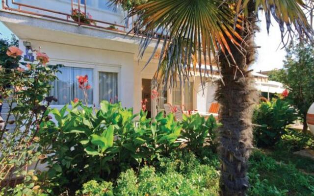 Apartment Vesna 812