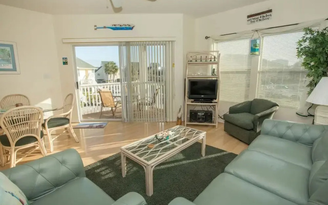 Sandpiper Cove 9226 1 Bedroom Condo by RedAwning