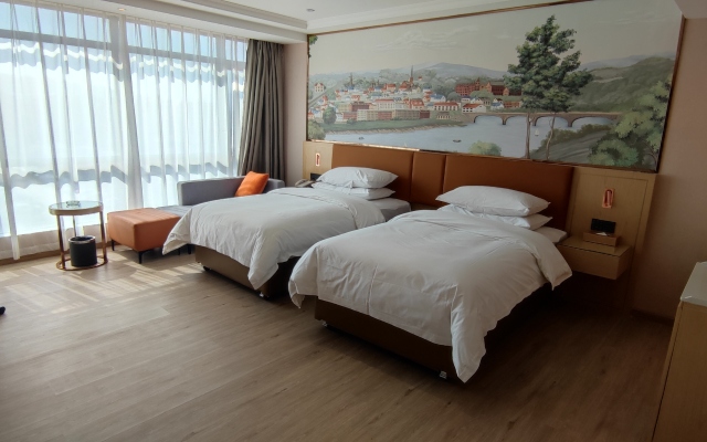 Vienna 3 Best Hotel (Huizhou Sandong High-speed Railway South Station Branch)