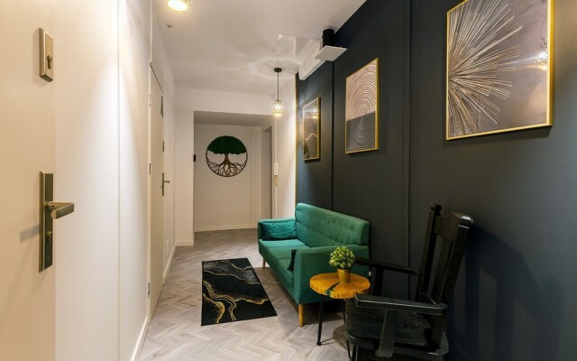 Sienna Elegant Studio by Renters