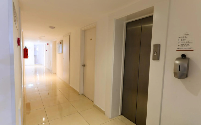 Axiothea Hotel