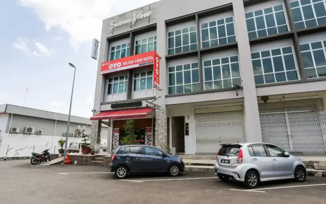 OYO 89617 Selesa View
