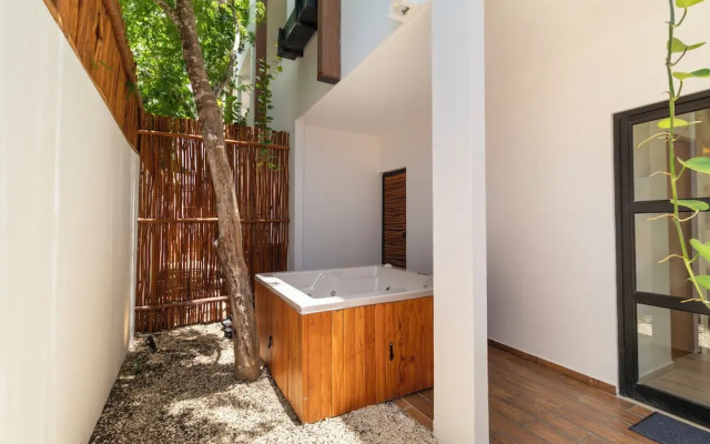 Apt with Private Rooftop Tulum 2 BR