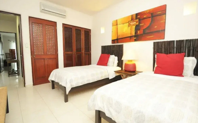 Playa Kaan 31 By Vimex