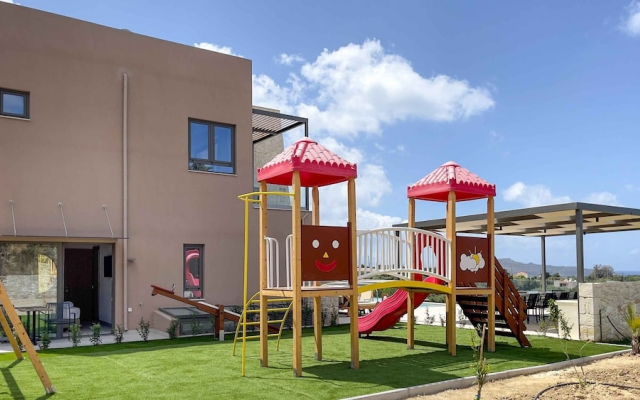 Star Luxury Villa I Gym and Playground