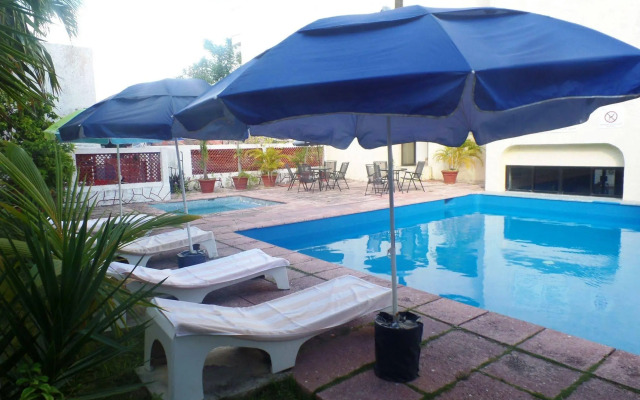 Ikaro Suites Cancun