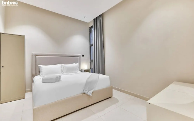 bnbmehomes-Aesthetic 3BR nr Airport-D4