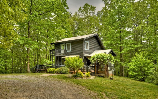 Sans Souci- Friendly Retreat