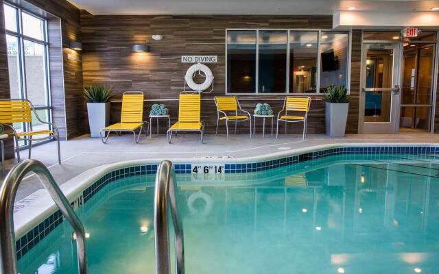 Fairfield Inn & Suites Lincoln Southeast