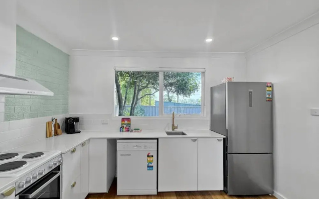 Spacious 2-bed Townhouse With BBQ