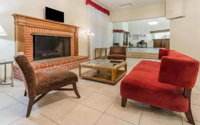 Ramada Vallejo/napa Valley Area
