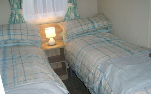 Cosy Holiday Home in Cardigan With Garden