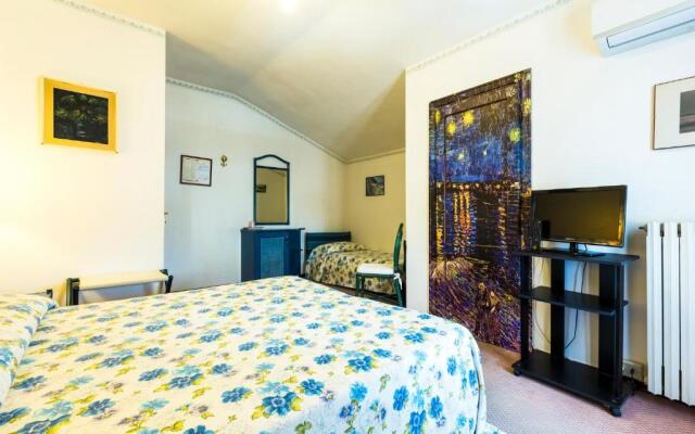 Hotel Sonia