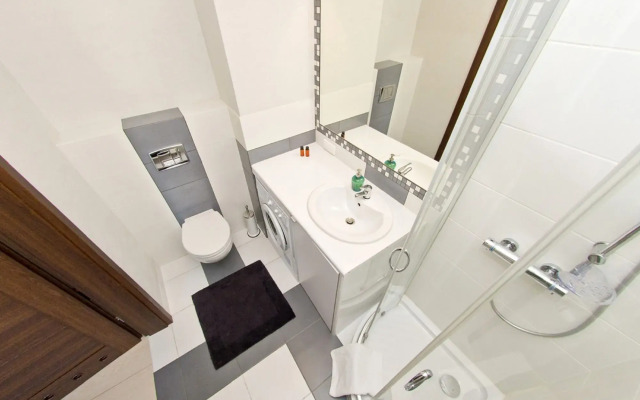 Warsaw Design Apartments