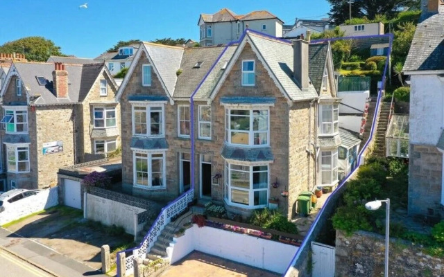 Harbour View Guest House