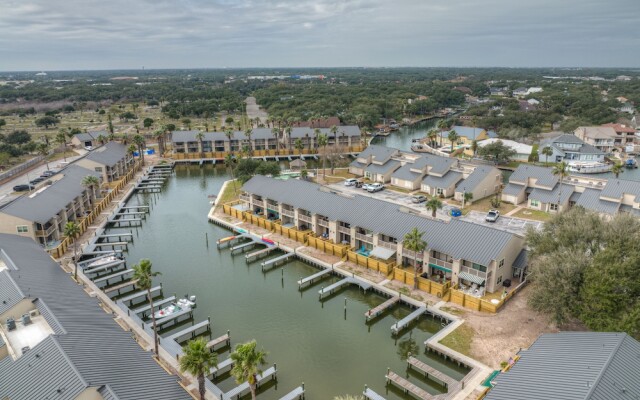 Fisherman Friend! - Coastal Condo - Views Await!