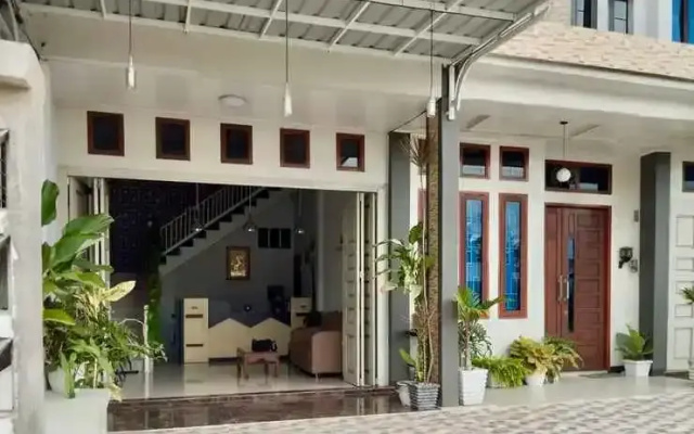 An Nisa Homestay Syariah Mitra RedDoorz