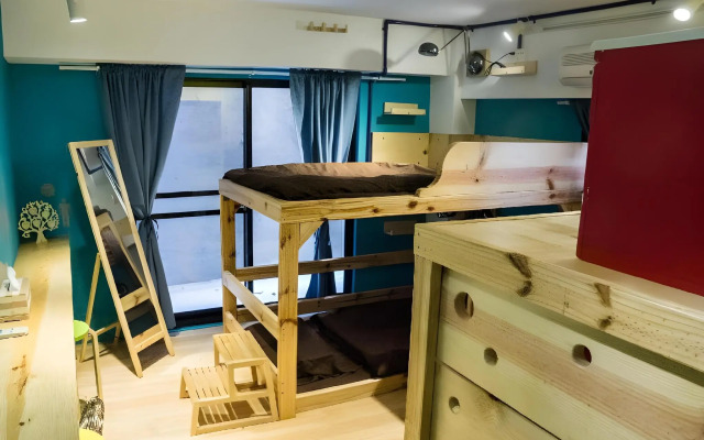 Leo ho Hostel