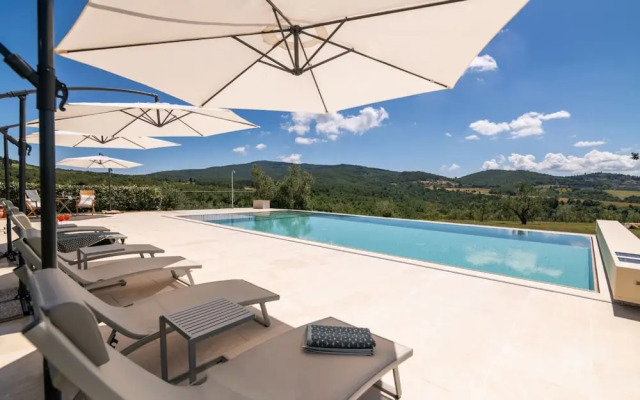 Luxury Farmhouse in Umbria-podere Montecani