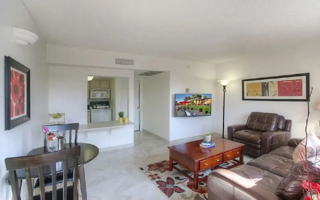 Park Suites at 131 - One Bedroom Apartment