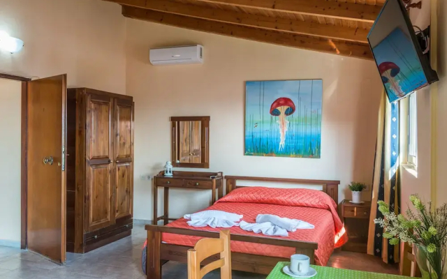 Eden Beach Hotel