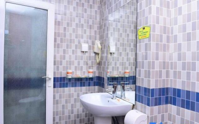 Home Inn Shenzhen Nanshan Nanxin Road Daxin Metro Station