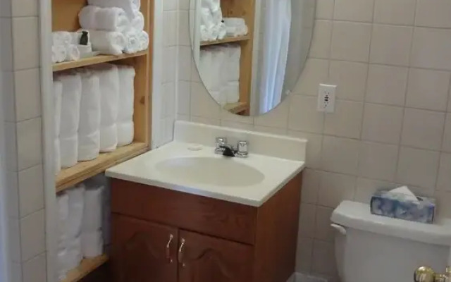 Red MountainVillageHomesCabins