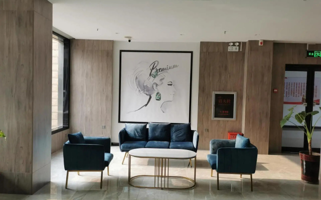 7Days Premium Jiyuan Tiantai Road Xinyao City Square Branch