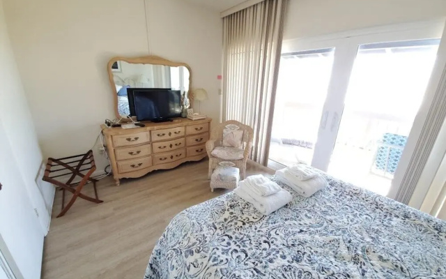 Island House A208
