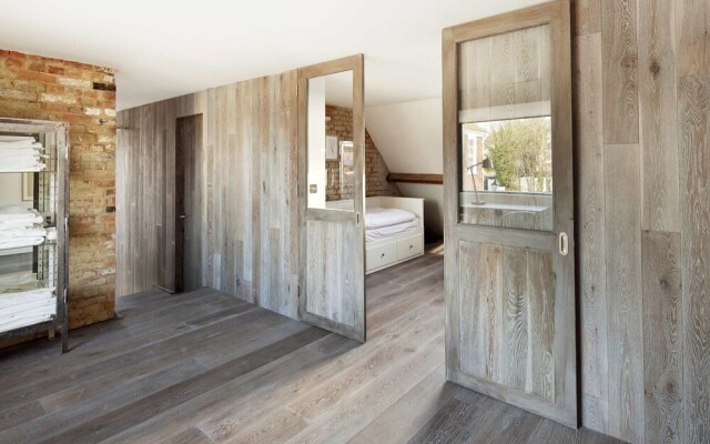 Stylish St John Conversion in the Centre of Rye