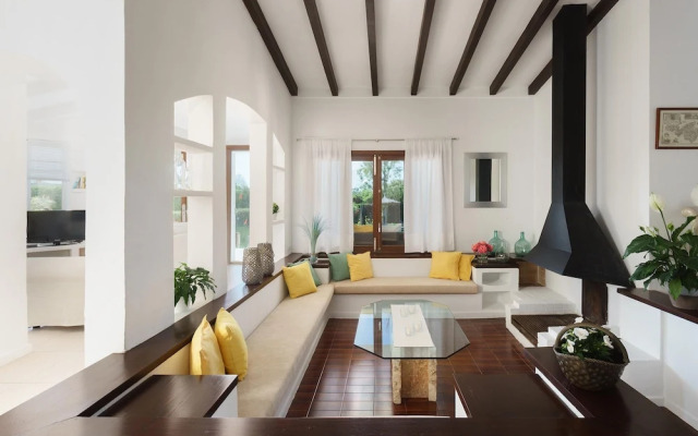 Villa Playa in Port de Pollen a