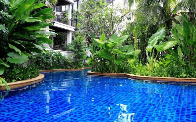 Kata Gardens 2Br Sea Garden View 8B
