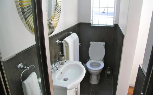 Lazy Days Apartments - Cape Town