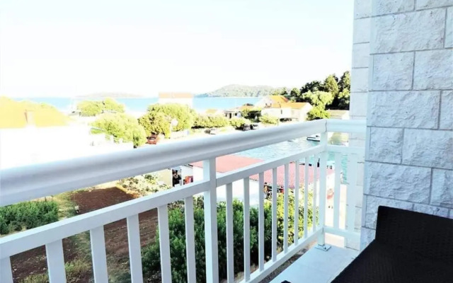 Apartment Sara