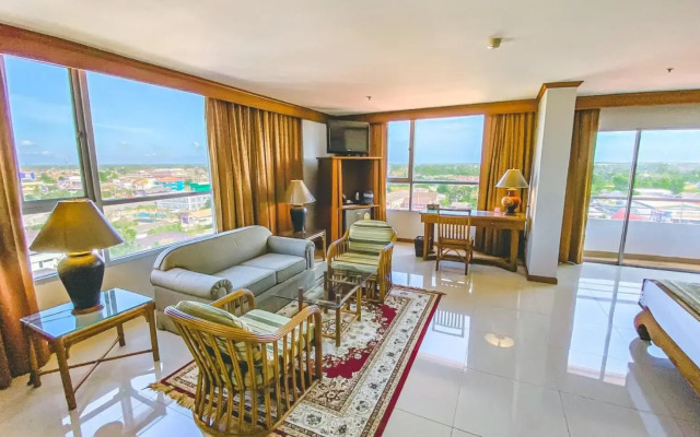 K Park Grand Hotel