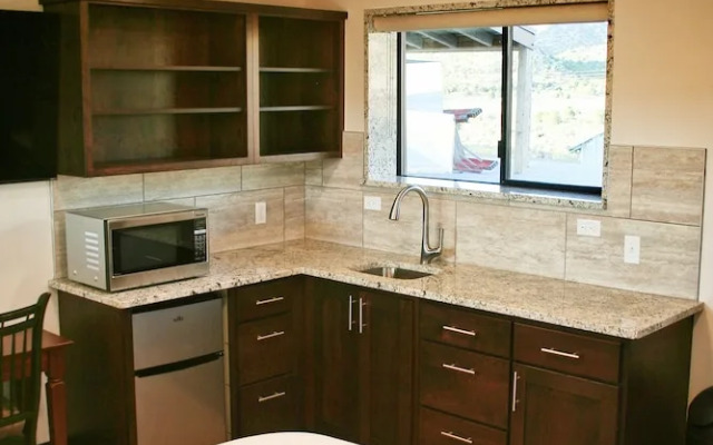 Iron Springs Adventure Resort & RV Park
