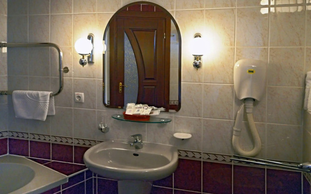 Отель «Салют»