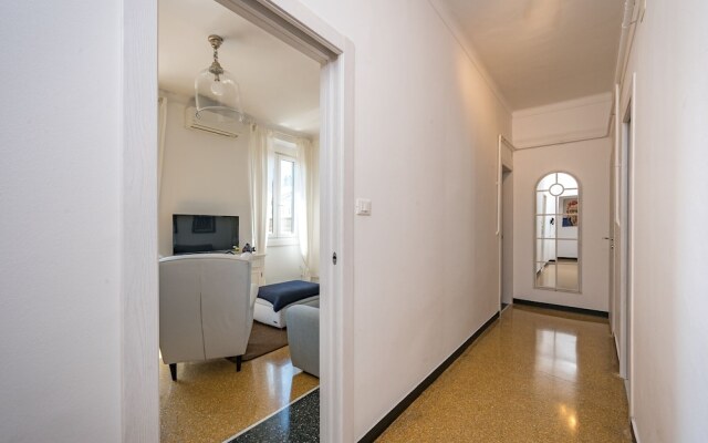 JOIVY Penthouse Flat W/Terrace
