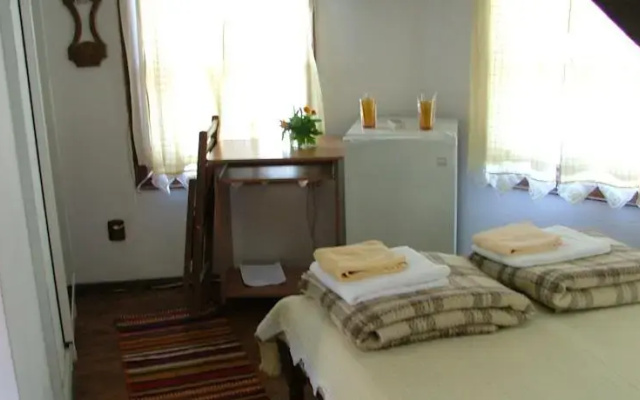 Tinkovata Guest House