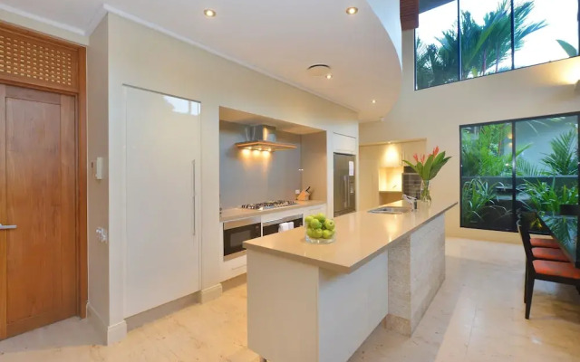 OneLuxe Luxury Holiday House