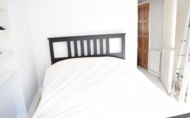 Central Location 1 Bedroom Flat