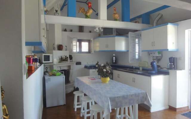 Villa With 4 Bedrooms in Vila Real, With Wonderful Mountain View, Priv