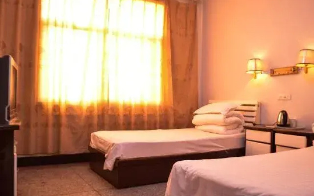 Wenxian Jincheng Hotel