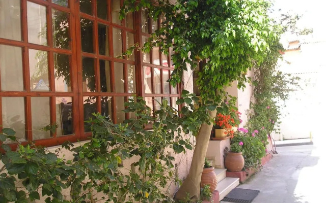 Tina Economy Hotel
