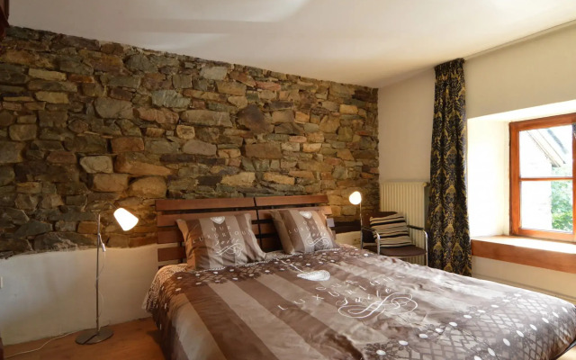 Cozy Holiday Home in Odeigne with Sauna